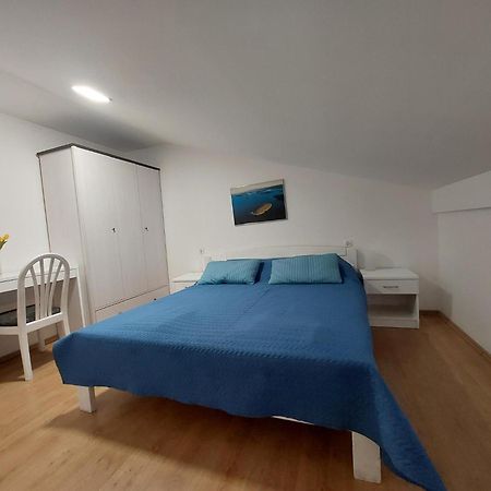 Apartment Marika Mali Lošinj Exterior foto