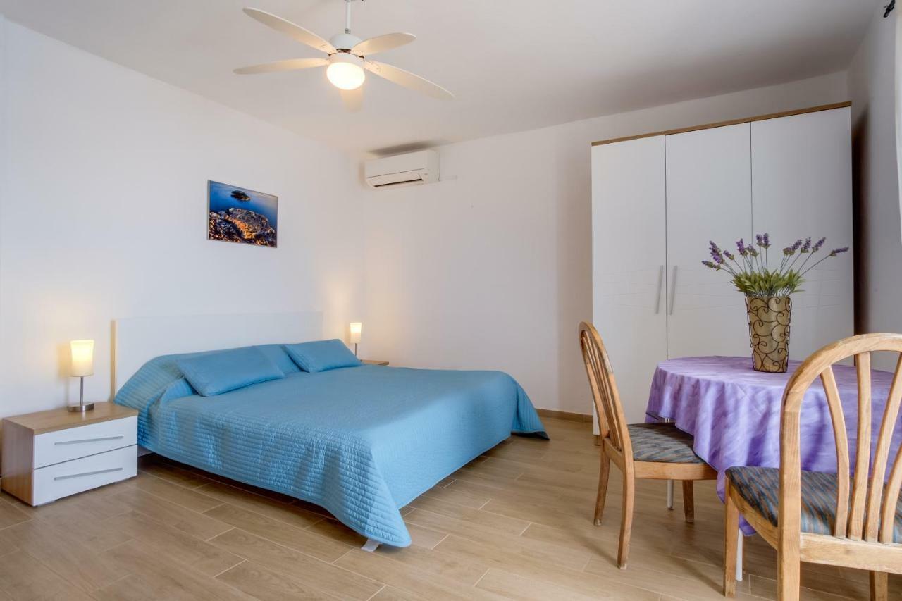 Apartment Marika Mali Lošinj Exterior foto